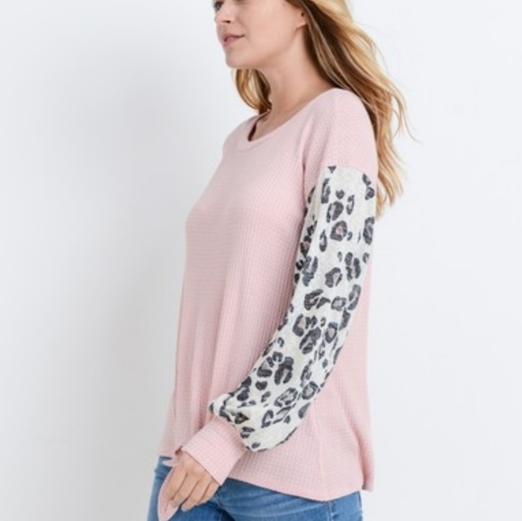 Love Me Tender Pink Leopard Knit Top - Picture 2 of 2